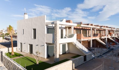 Bungalow - New Build - Pilar de la Horadada - pueblo