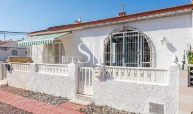 Bungalow - Odsprzedaż - Torrevieja - La Siesta - El Salado - Torreta