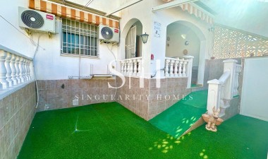 Bungalow - Odsprzedaż - Torrevieja - Torretas