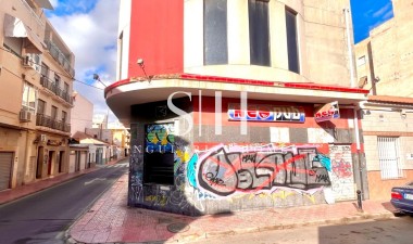Business - Wiederverkauf - Torrevieja - Playa del Cura