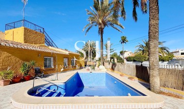 Casa - Перепродажа - Orihuela Costa - 72525