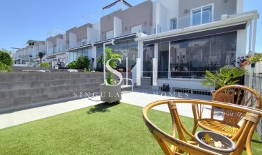 Corner townhouse - Odsprzedaż - Torrevieja - Torrevieja