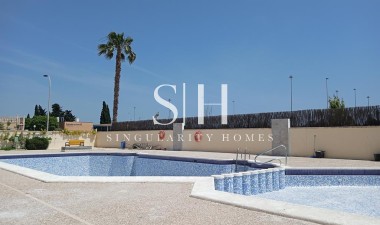 Dom - Odsprzedaż - Torrevieja - Carrefour