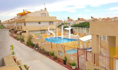 Haus - Wiederverkauf - Orihuela Costa - Costa Blanca