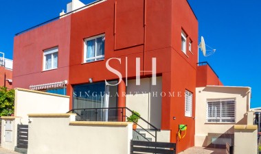 Haus - Wiederverkauf - Orihuela Costa - Costa Blanca