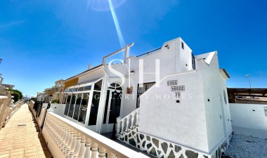 Haus - Wiederverkauf - Orihuela Costa - Costa Blanca