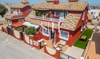 Haus - Wiederverkauf - Orihuela Costa - Costa Blanca