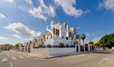 Haus - Wiederverkauf - Orihuela Costa - Costa Blanca