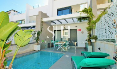 Haus - Wiederverkauf - Orihuela Costa - Villamartin