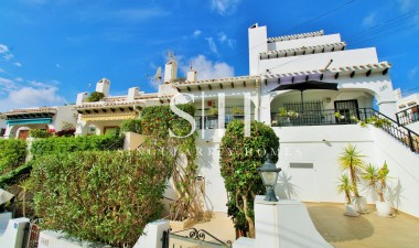 Haus - Wiederverkauf - Orihuela Costa - Villamartin
