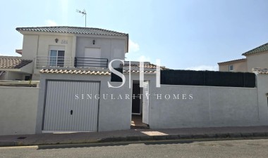 Haus - Wiederverkauf - Torrevieja - Los altos