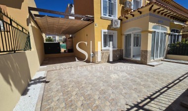 Haus - Wiederverkauf - Torrevieja - Torretas