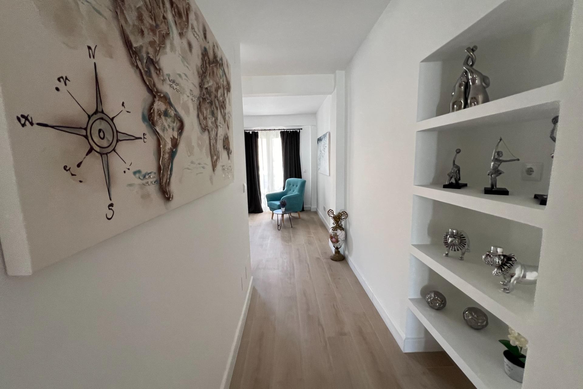 Herverkoop - Appartement / flat - Dolores - Centro