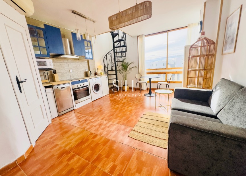 Herverkoop - Appartement / flat - Orihuela Costa - Punta Prima