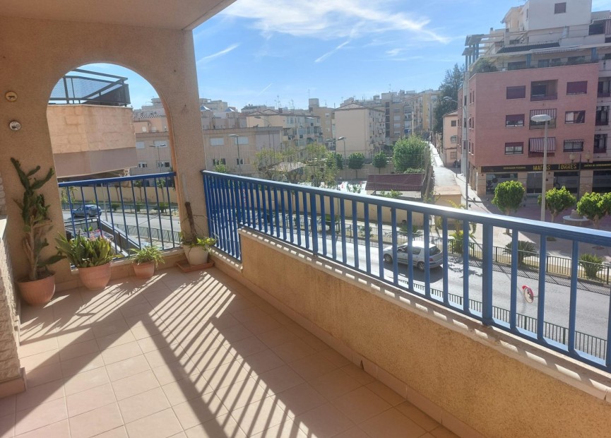 Herverkoop - Appartement / flat - Orihuela - Zona Centro