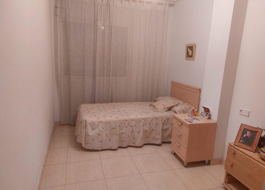 Herverkoop - Appartement / flat - Orihuela - Zona Centro