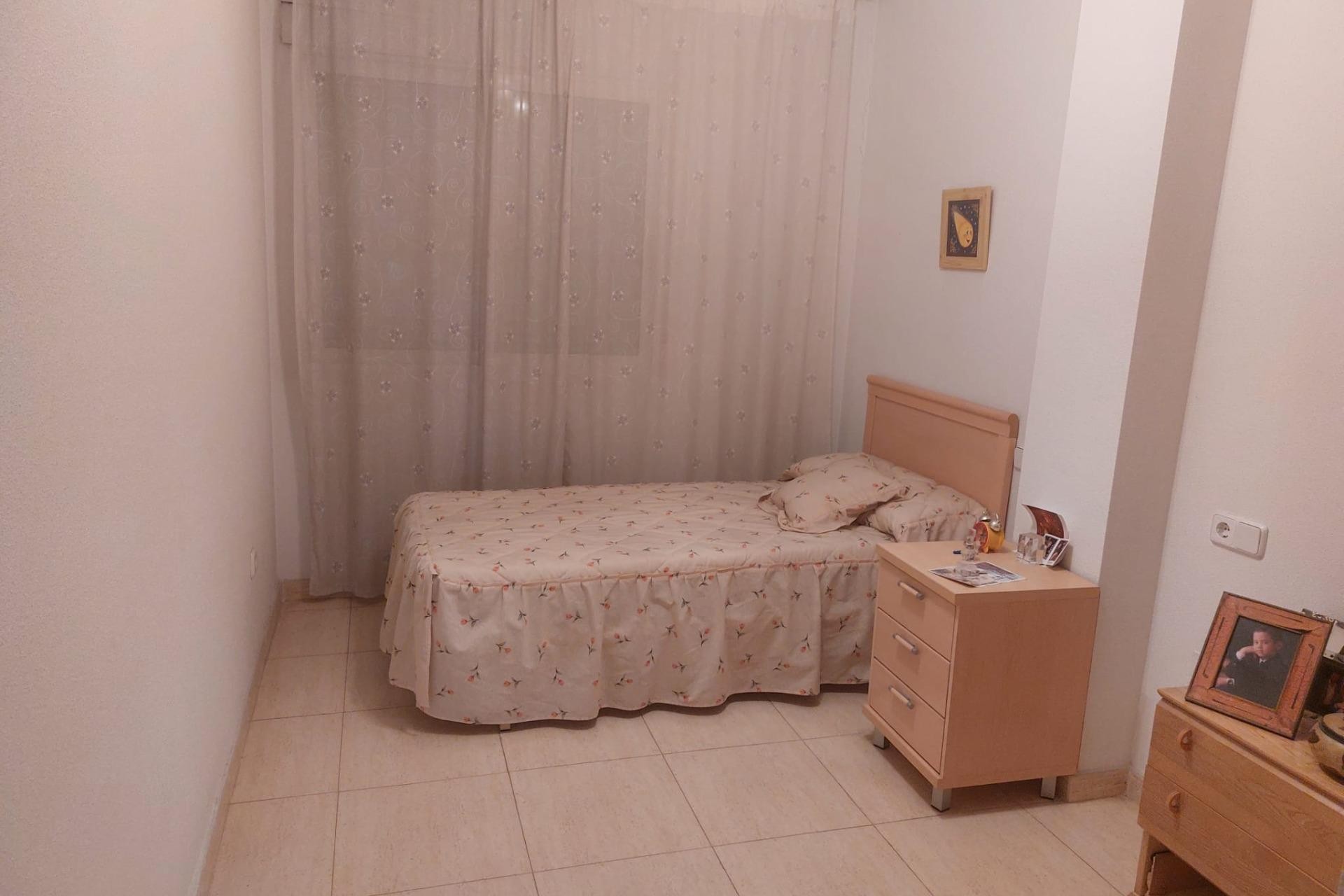 Herverkoop - Appartement / flat - Orihuela - Zona Centro