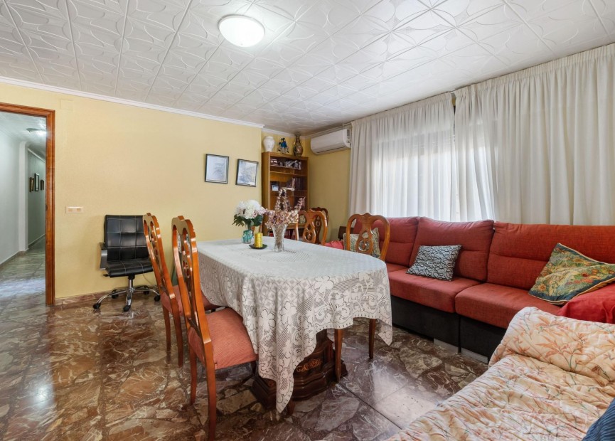 Herverkoop - Appartement / flat - Torrevieja - Acequion