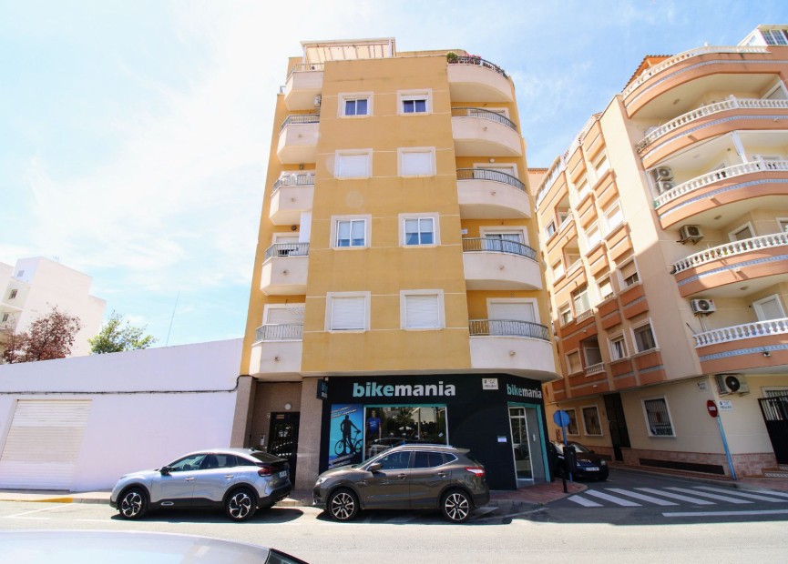 Herverkoop - Appartement / flat - Torrevieja - Acequion