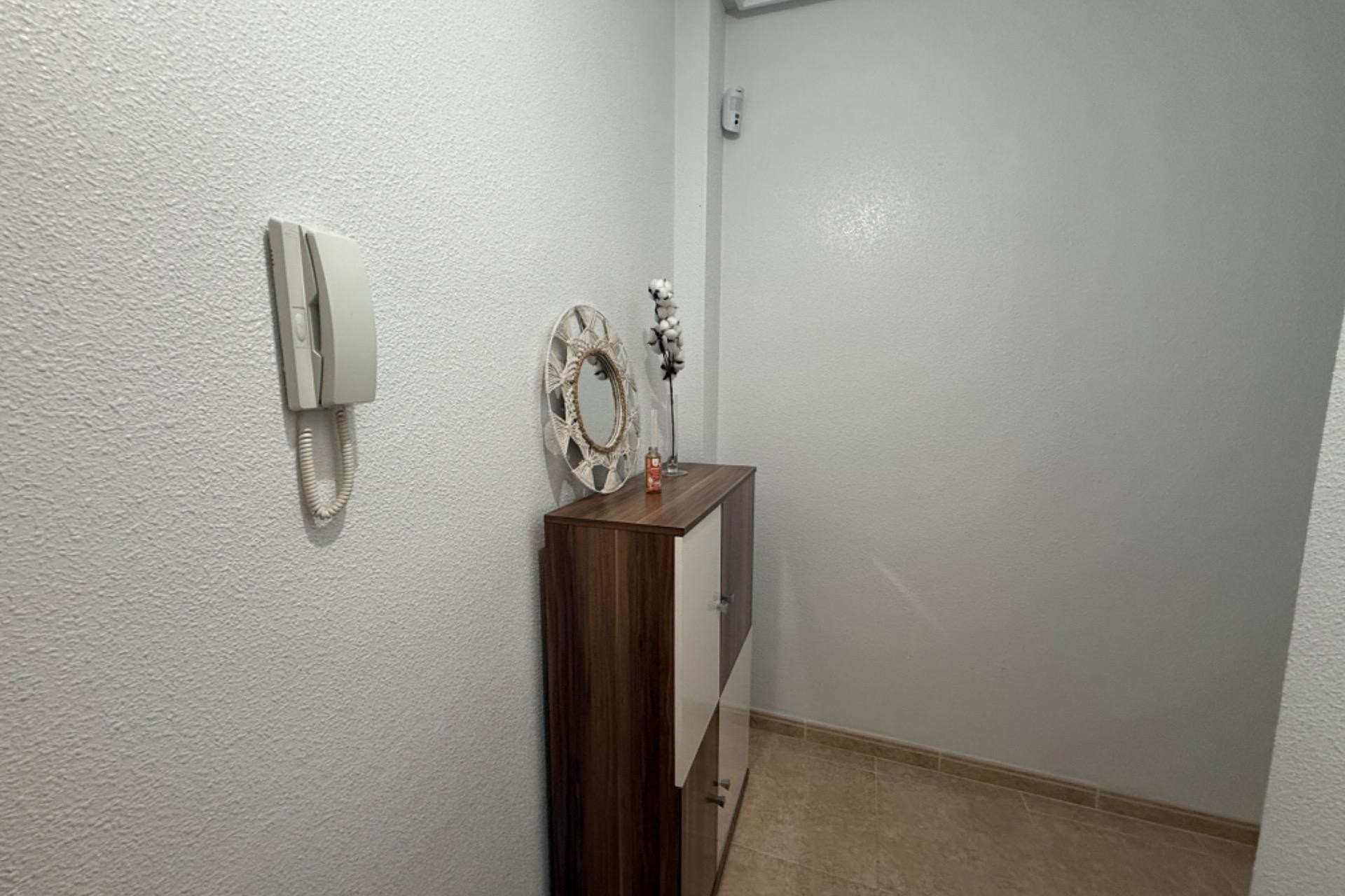 Herverkoop - Appartement / flat - Torrevieja - Centro