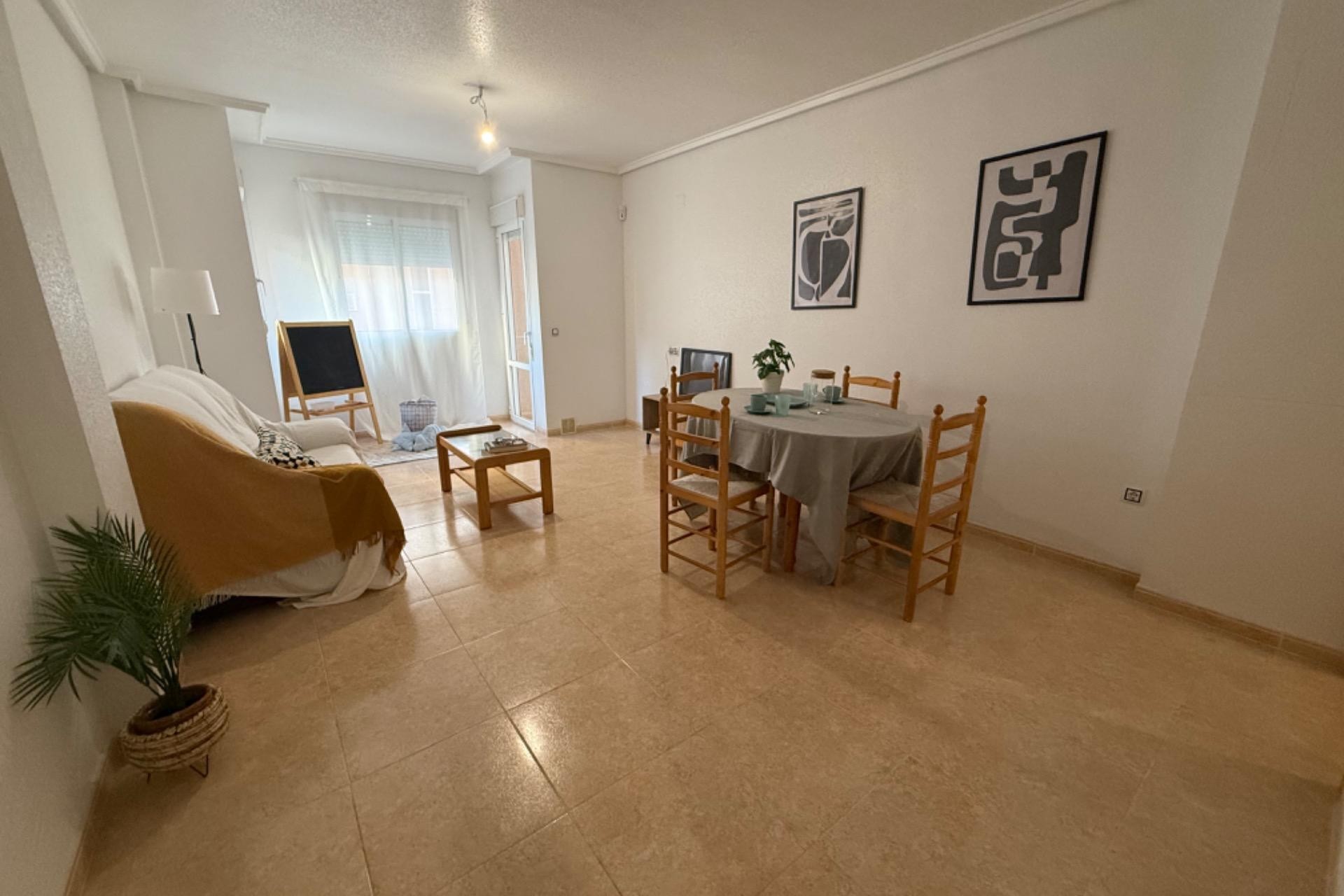 Herverkoop - Appartement / flat - Torrevieja - Centro