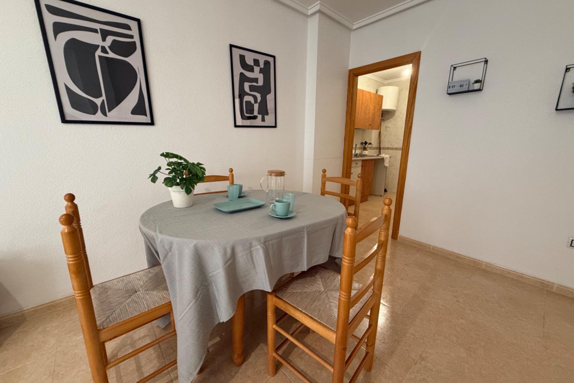 Herverkoop - Appartement / flat - Torrevieja - Centro