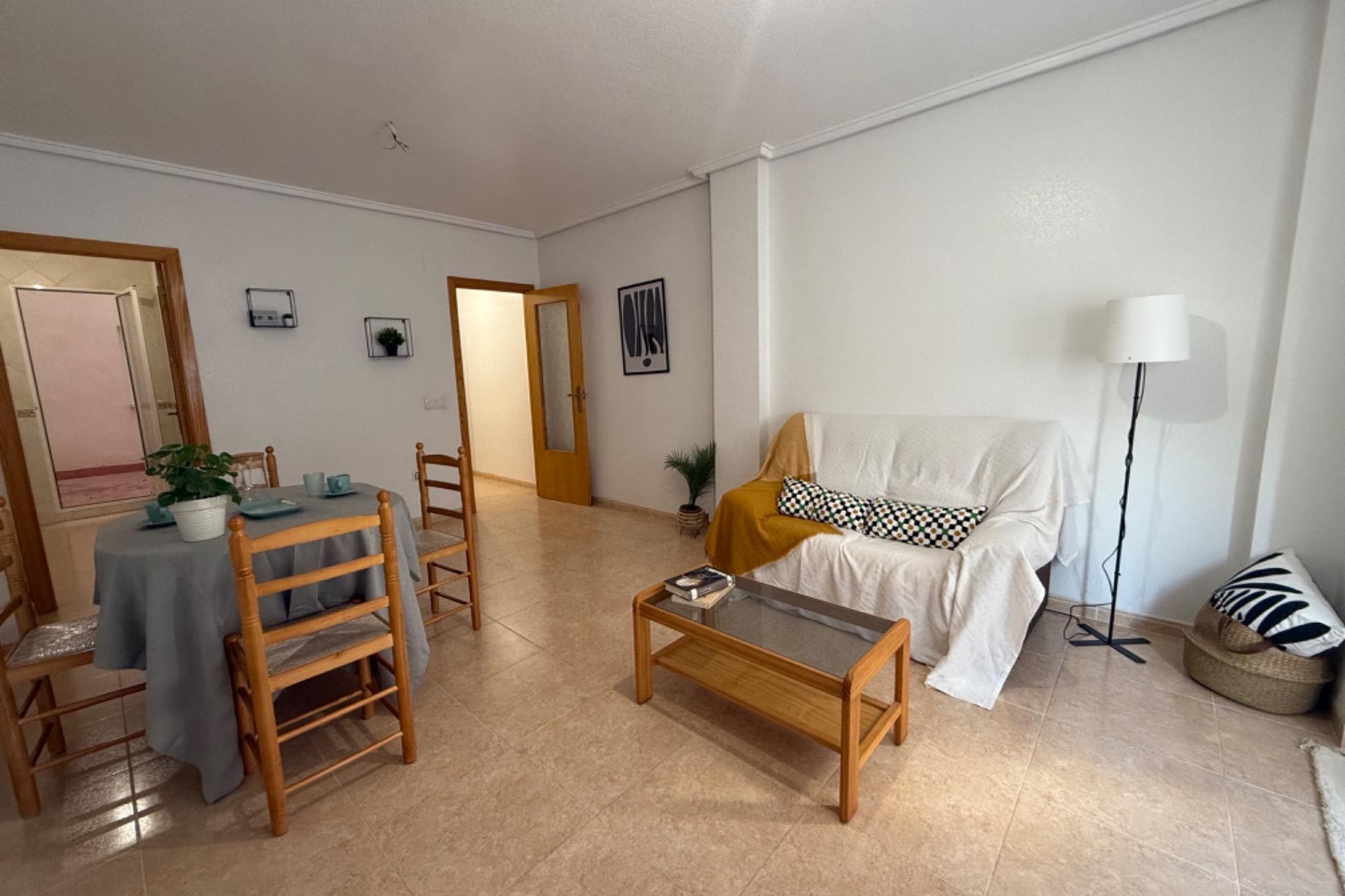 Herverkoop - Appartement / flat - Torrevieja - Centro