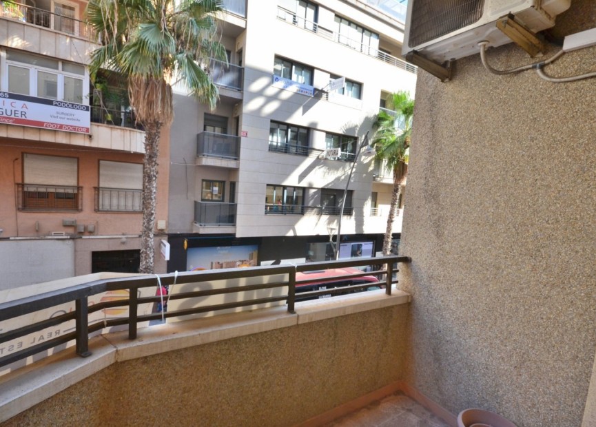 Herverkoop - Appartement / flat - Torrevieja - Centro