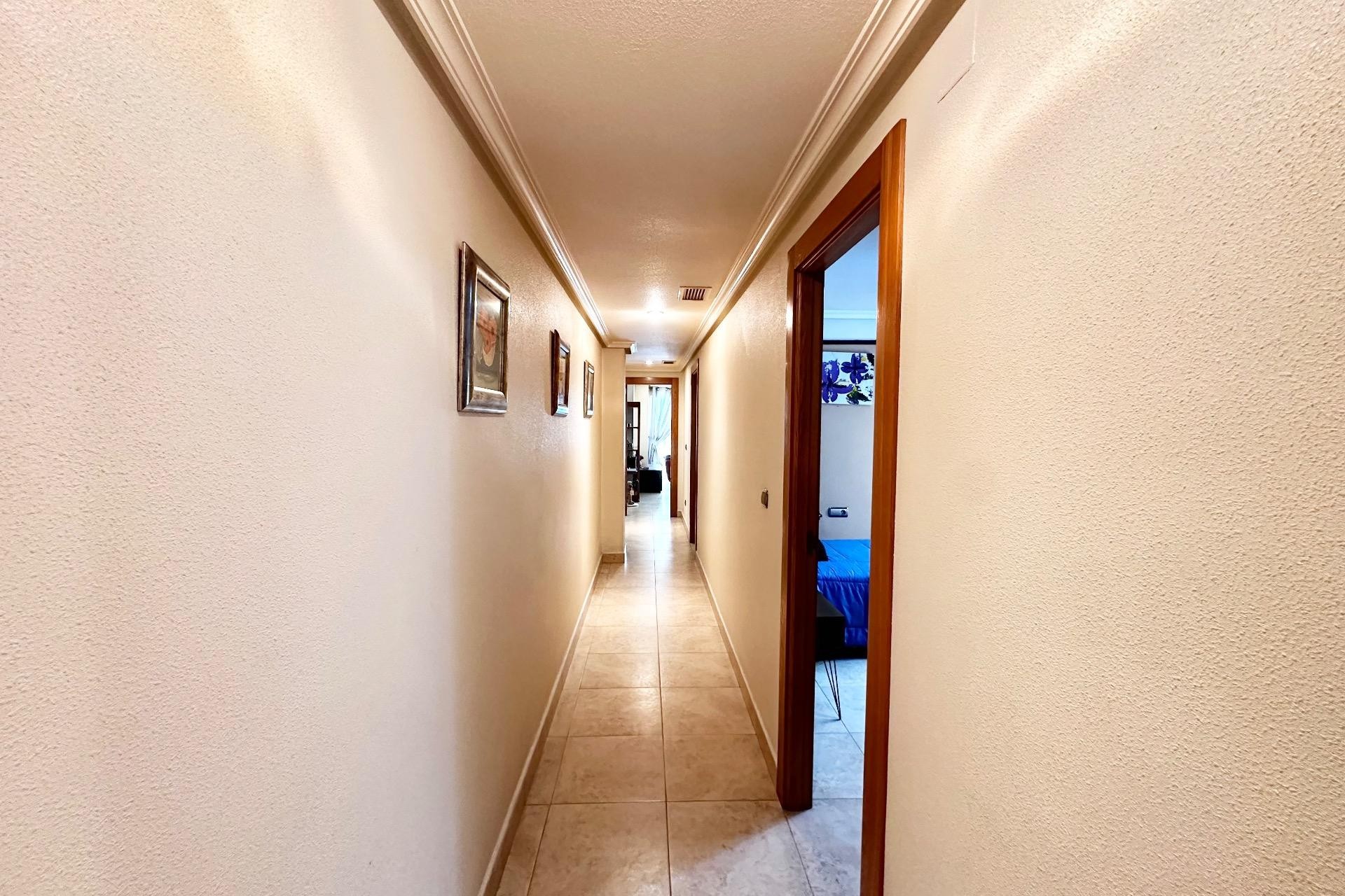 Herverkoop - Appartement / flat - Torrevieja - Centro