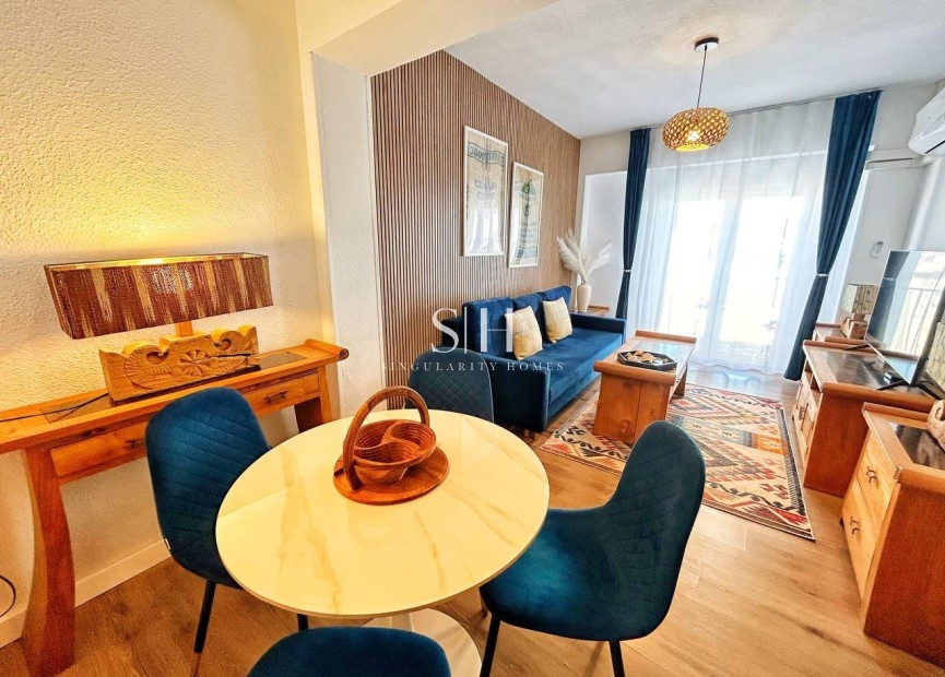 Herverkoop - Appartement / flat - Torrevieja - Centro