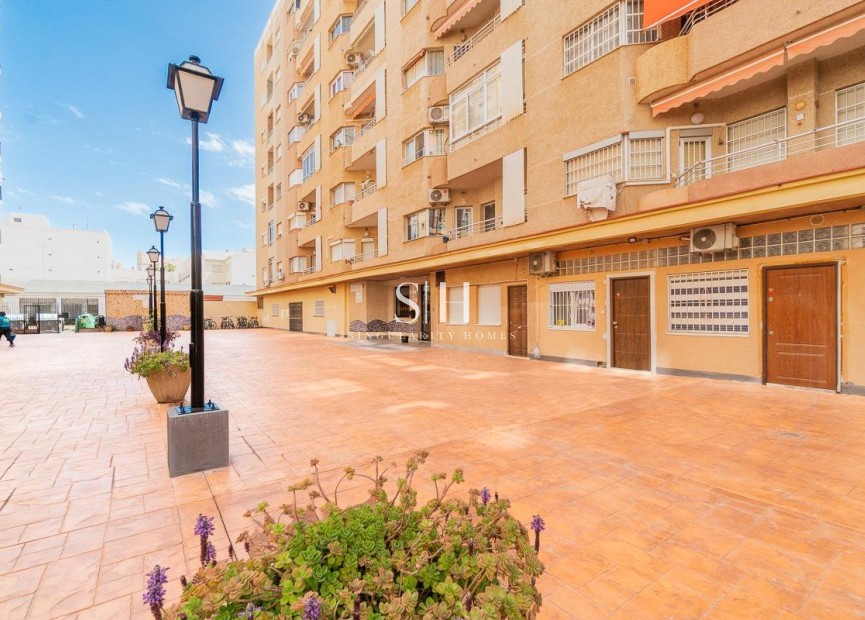Herverkoop - Appartement / flat - Torrevieja - Centro