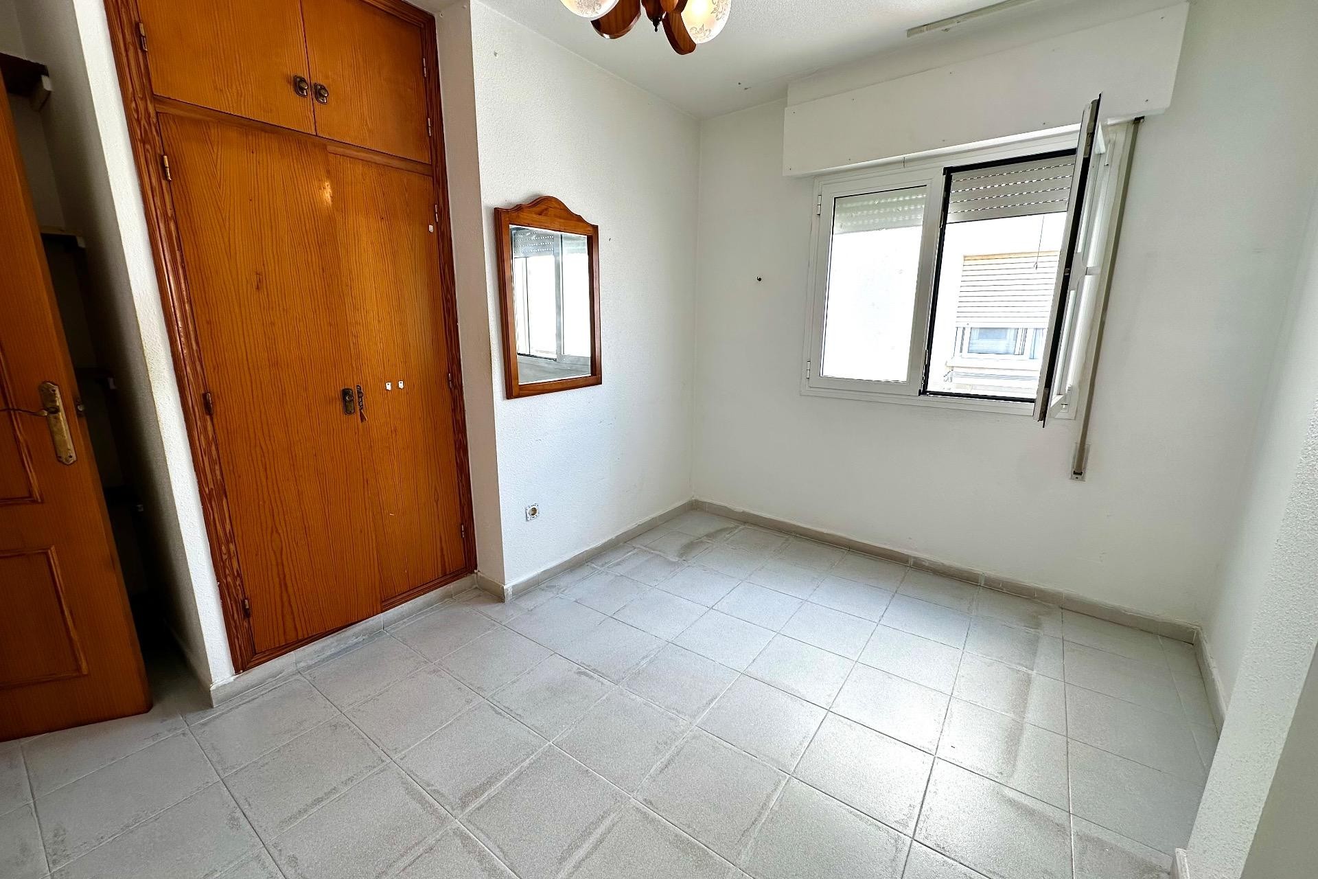 Herverkoop - Appartement / flat - Torrevieja - Centro