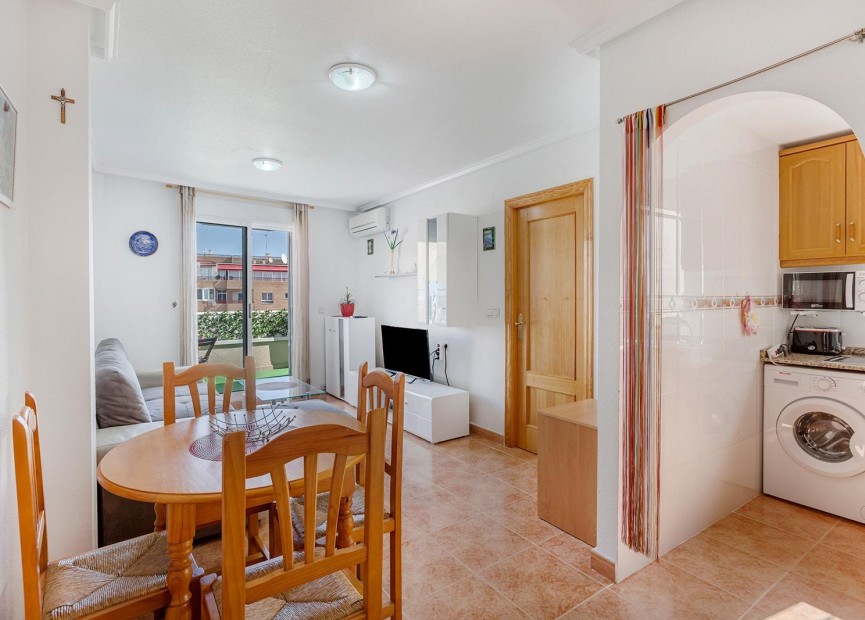 Herverkoop - Appartement / flat - Torrevieja - Centro