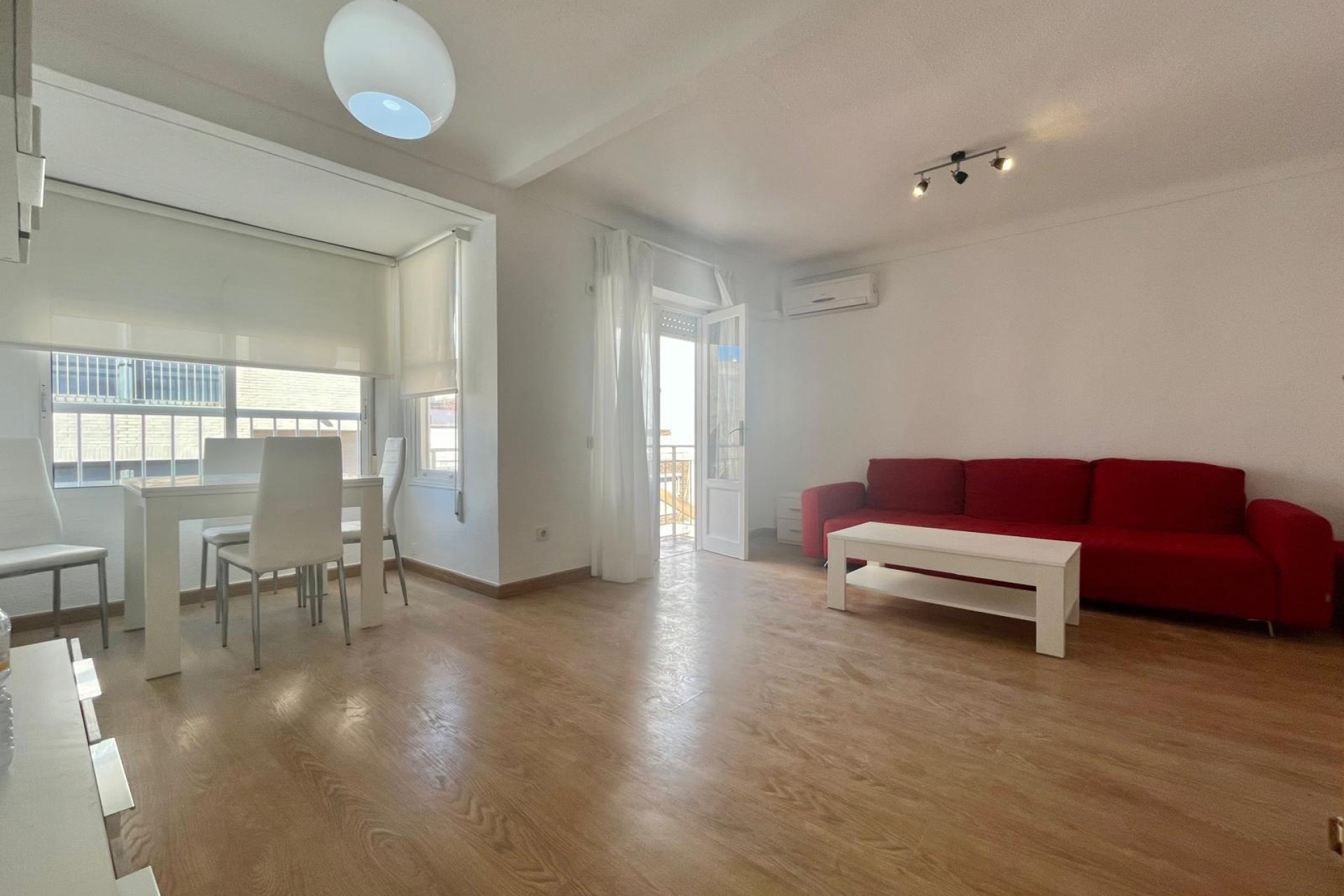 Herverkoop - Appartement / flat - Torrevieja - Centro