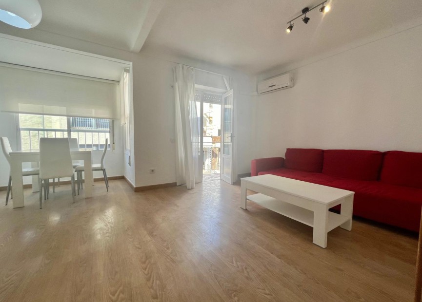 Herverkoop - Appartement / flat - Torrevieja - Centro