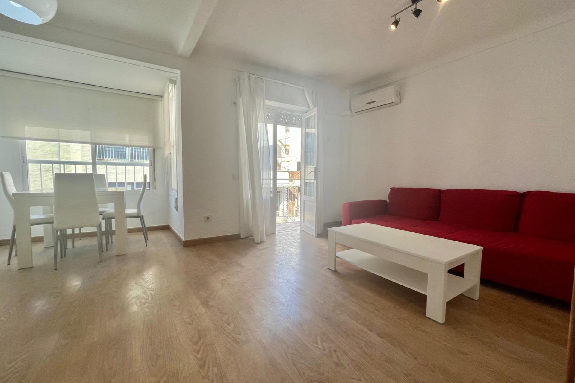 Herverkoop - Appartement / flat - Torrevieja - Centro