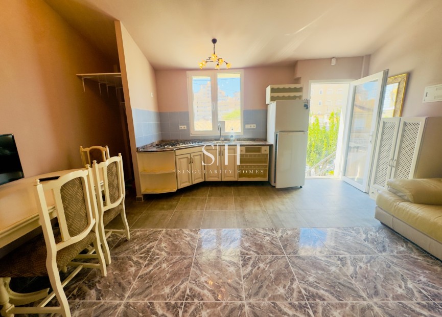 Herverkoop - Appartement / flat - Torrevieja - CORTES VALENCIANAS