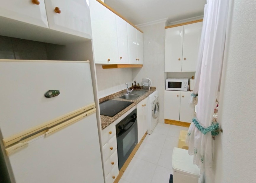 Herverkoop - Appartement / flat - Torrevieja - Estacion De Autobuses