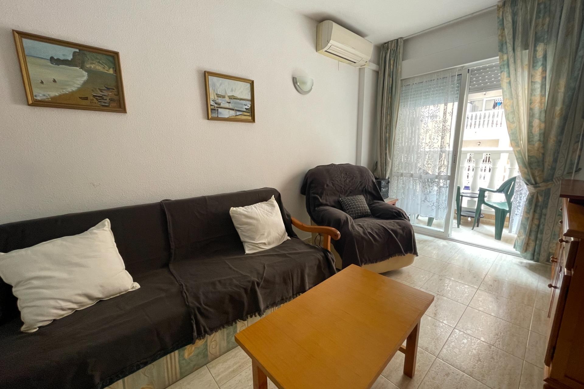 Herverkoop - Appartement / flat - Torrevieja - Estacion De Autobuses