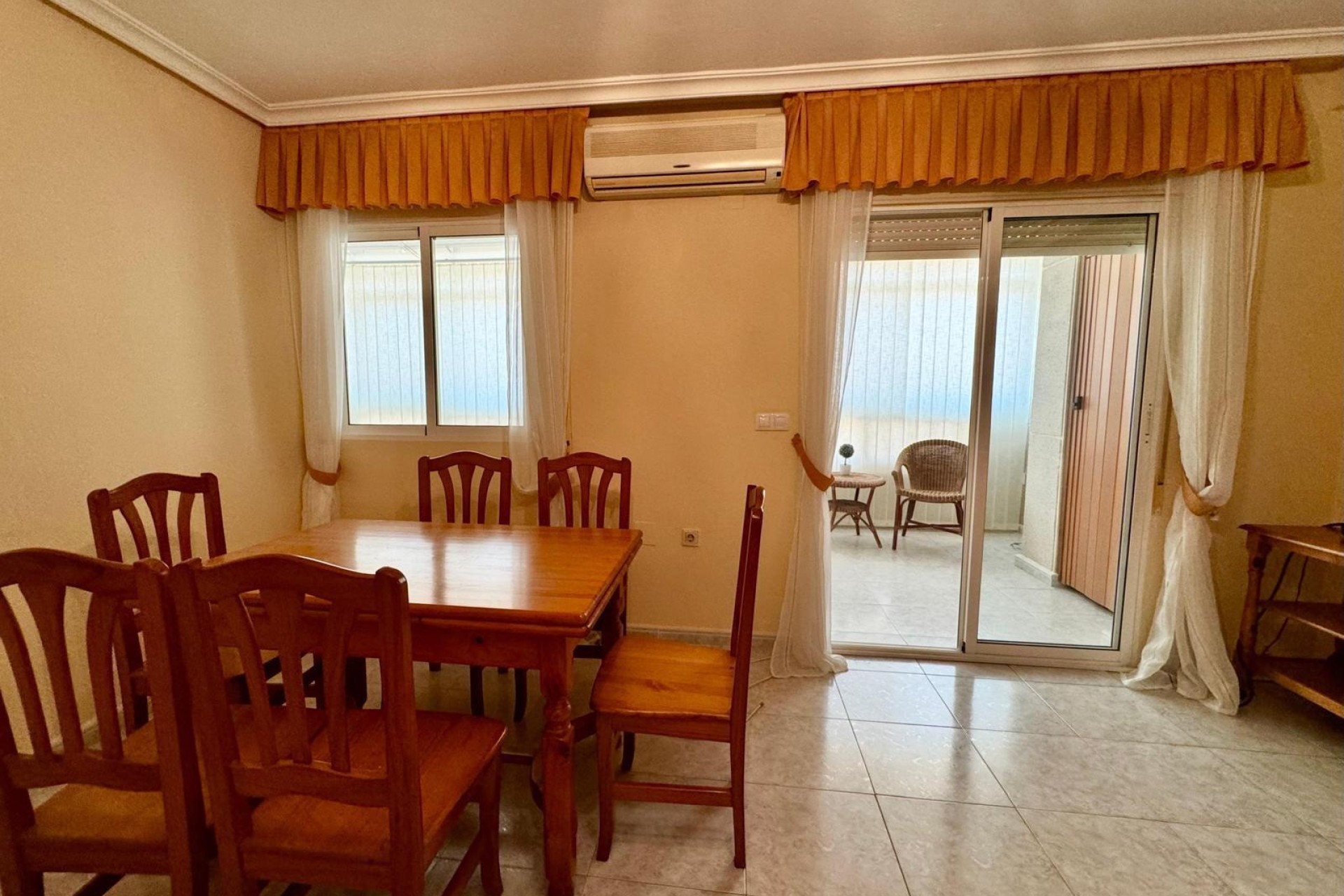 Herverkoop - Appartement / flat - Torrevieja - Habaneras