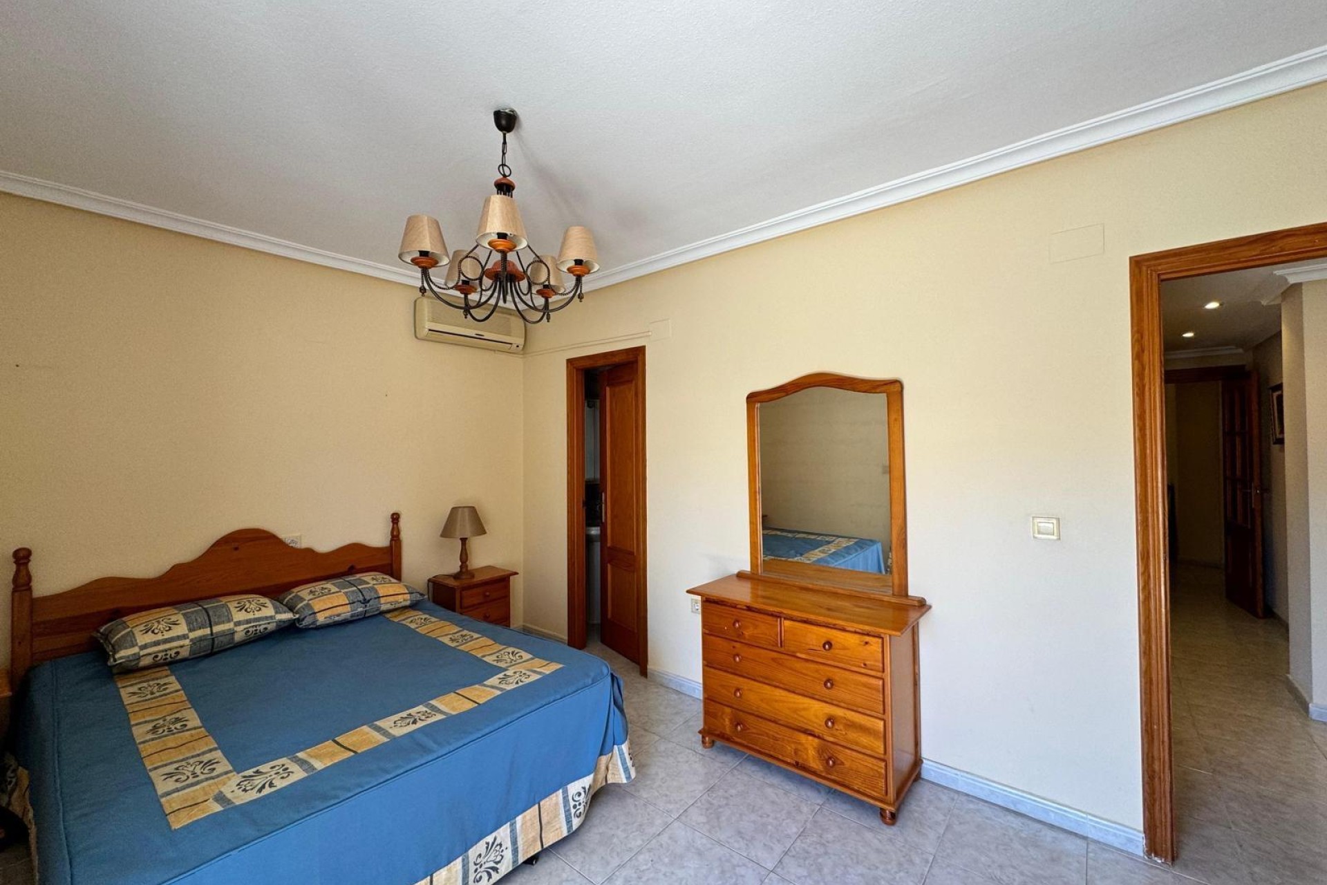 Herverkoop - Appartement / flat - Torrevieja - Habaneras