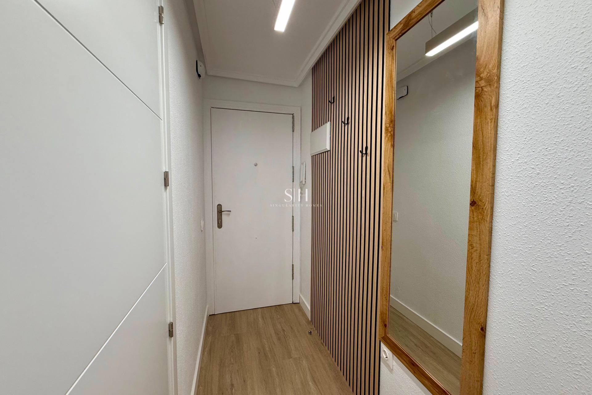 Herverkoop - Appartement / flat - Torrevieja - Habaneras