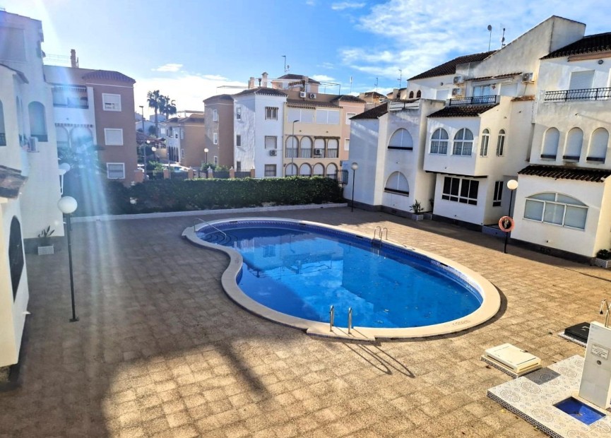 Herverkoop - Appartement / flat - Torrevieja - La veleta