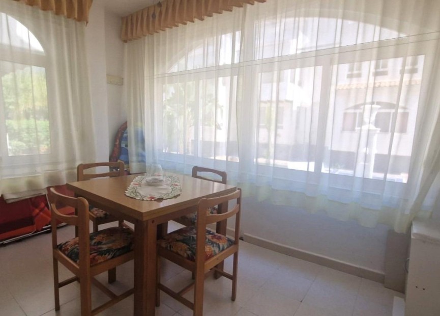 Herverkoop - Appartement / flat - Torrevieja - La veleta