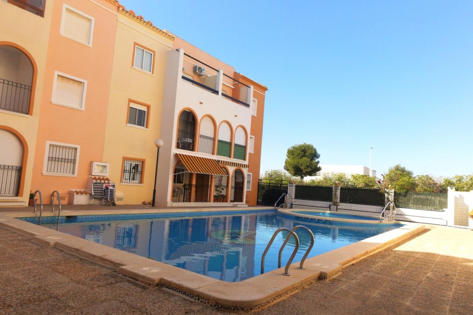 Herverkoop - Appartement / flat - Torrevieja - La veleta