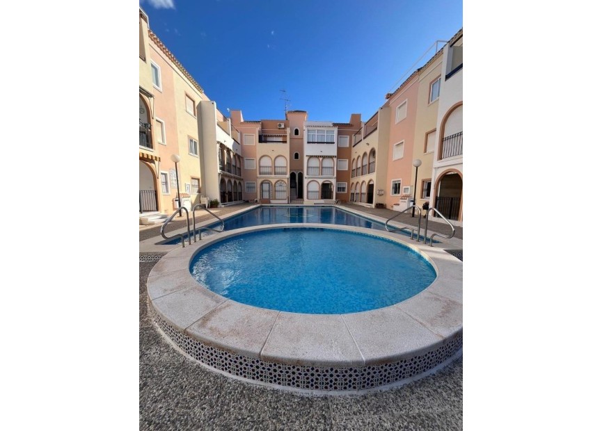 Herverkoop - Appartement / flat - Torrevieja - La veleta