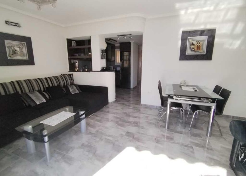 Herverkoop - Appartement / flat - Torrevieja - Los Frutales