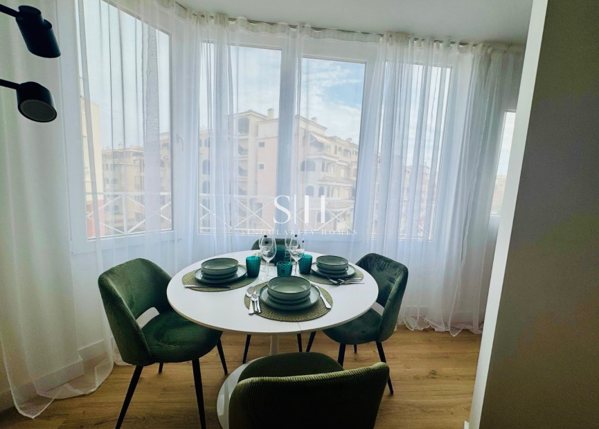 Herverkoop - Appartement / flat - Torrevieja - PARQUE DE LAS NACIONES