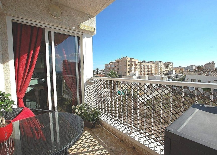 Herverkoop - Appartement / flat - Torrevieja - Parque las naciones