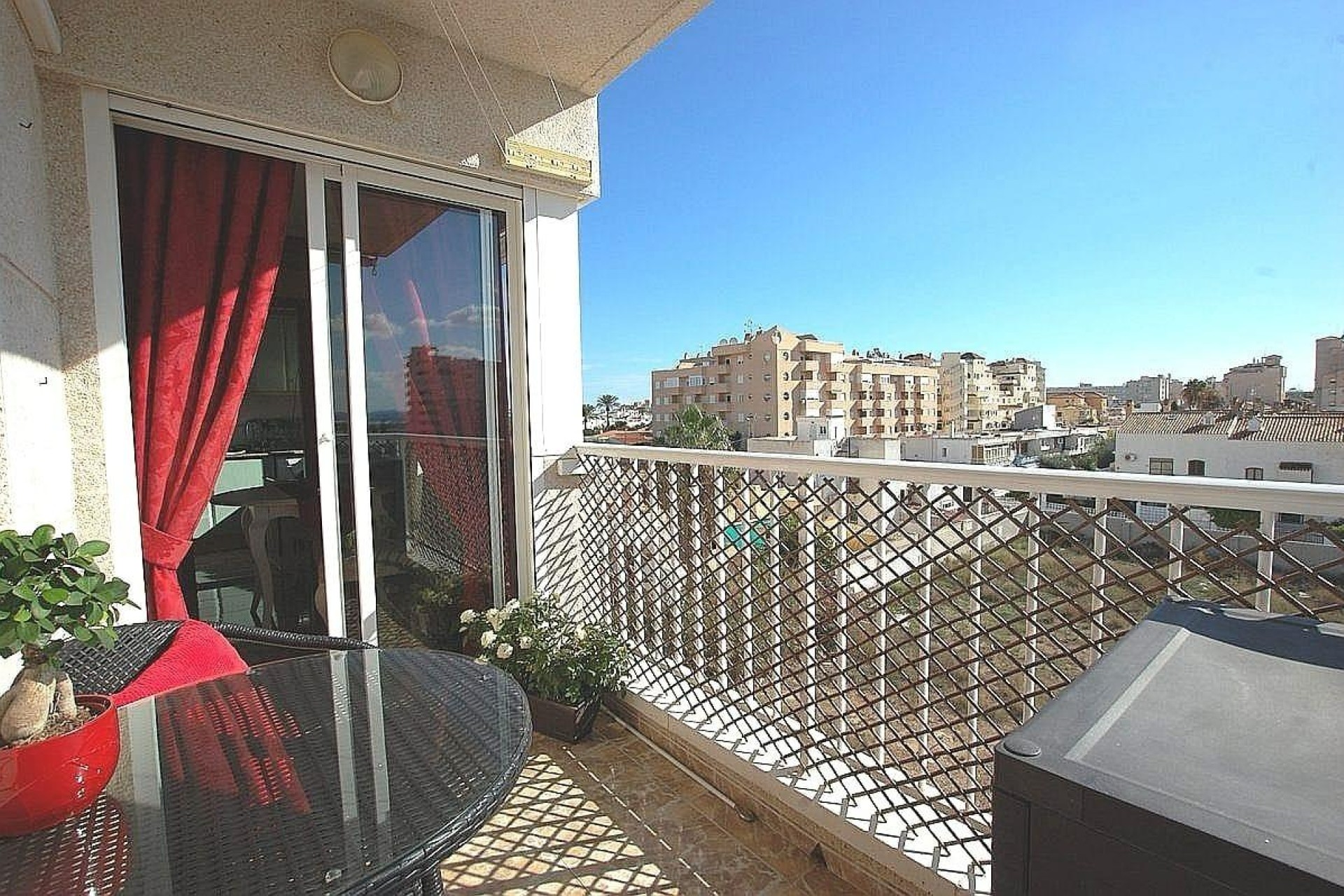 Herverkoop - Appartement / flat - Torrevieja - Parque las naciones